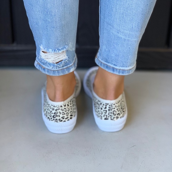 Cheetah Print Wide Fit Slip On Sneaker Flats - Picture 5 of 7